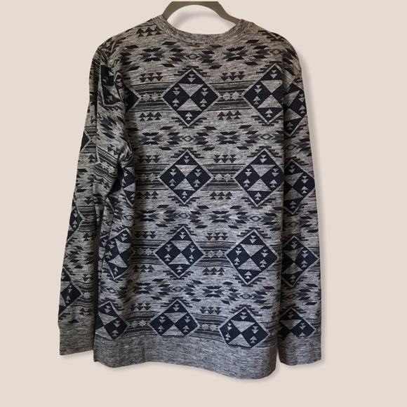 On the Byas Aztec Print Sweatshirt - Picture 4 of 4